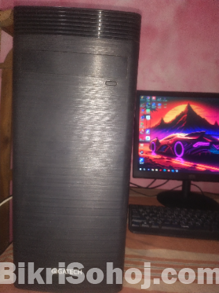 Asus PC and Gigasonic monitor 26 inch